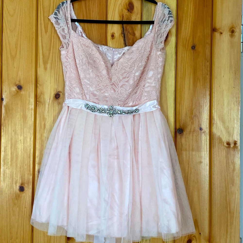 Short Homecoming/ Prom Dress